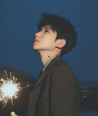 王源吃瓜娱乐节目